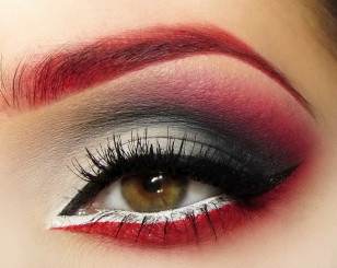 Makijaż: Illamasqua na Halloween