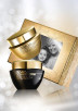 Avon, zestaw Anew Ultimate: luksusowy naprawczy krem na dzień SPF25 50 ml oraz luksusowy naprawczy krem na noc 50 ml (Cena: 150 zł)