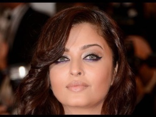 Makijaż: Aishwarya Rai