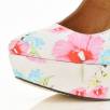 Kwieciste buty w River Island