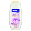 Nivea, Diamond Touch, kremowy olejek pod prysznic (Cena: 11 zł, 250 ml)