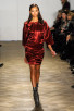 Moda z wybiegów: bordo